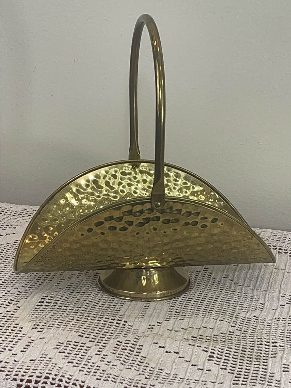 Hammered Brass Basket - Gold - catchall- key holder - centerpiece